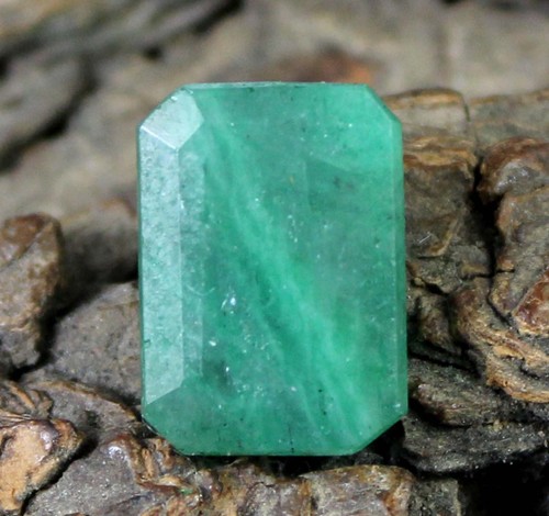 Green emerald ct natural - green, 5.40