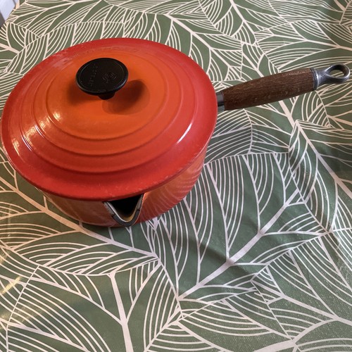 Creuset volcanic orange - le,