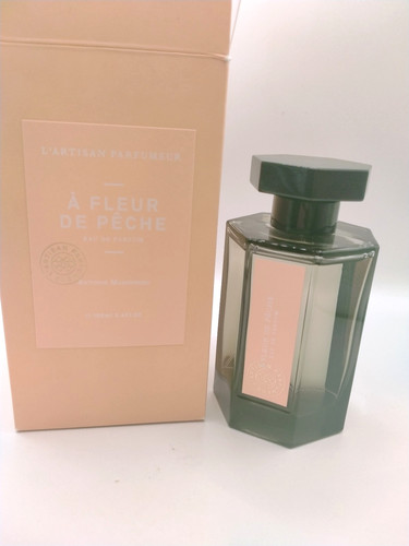 Artisan parfumeur fleur - parfumeur, a