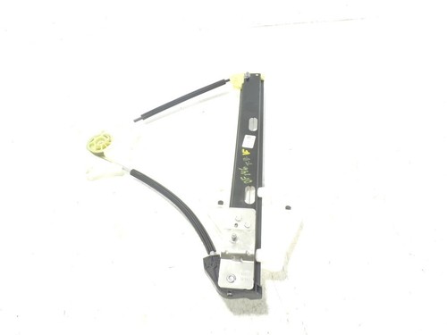 82g839462 rear right window - rear,