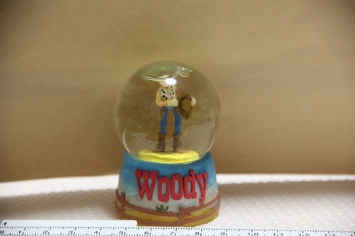 Woody toy story - woody,