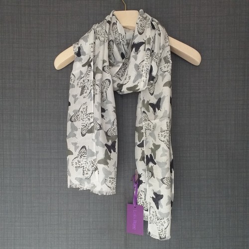 Lola rose butterfly - rose,