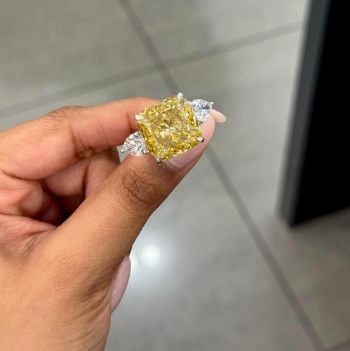 Igi certified 85ct - igi, fancy