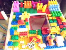 MEGA BLOCKS & LEGO,DUPLO,CHILDRENS ACTIVITY TABLE & CHAIR+LOTS OF BLOCKS