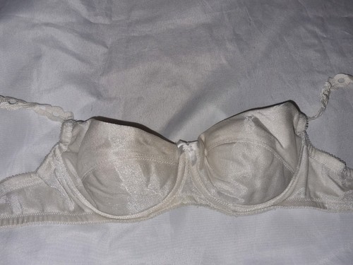 Gorgeous off white - 🌸,