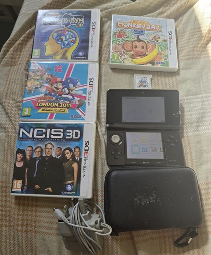Nintendo 3ds black console - nintendo,