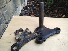   BSA BANTAM D7/10/14 TOP AND BOTTOM YOKE