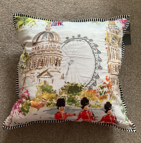 London sightseeing - m&s,