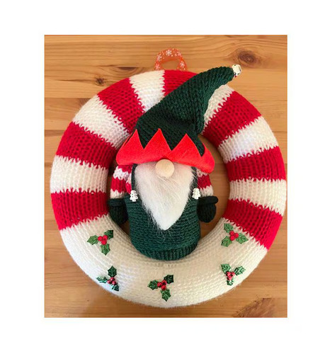 Christmas gonk wreath - christmas, pattern