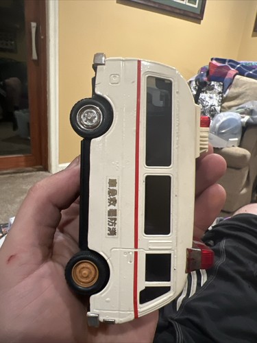 Old nissan caravan - nissan, ambulance