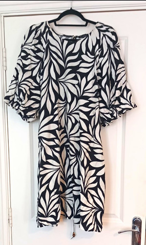 Matalan black white leaf - matalan,