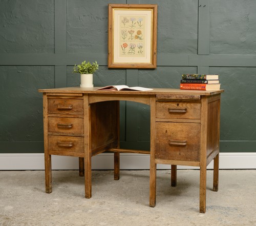 Vintage oak kneehole desk - oak,