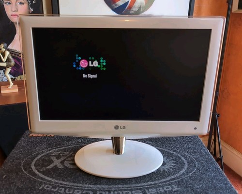 White tv no - white, (22lu4000)