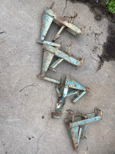 Used pump jacks - 4,
