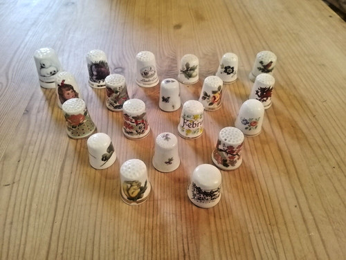Job lot thimbles bone - thimbles,