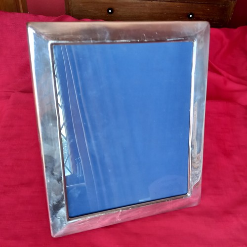Large sized carr - large, silver