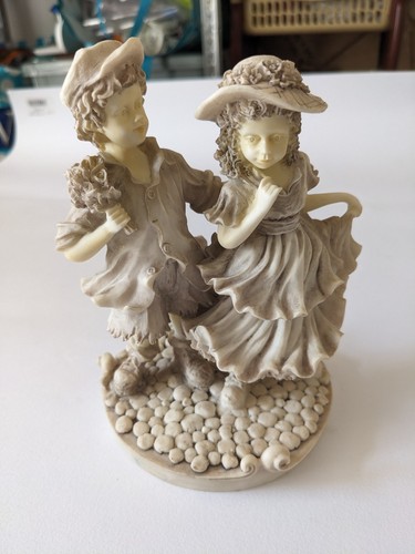 Regency fine arts figurine - regency,