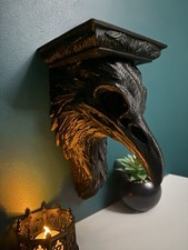 Raven skull wall decor/corbel