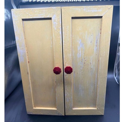Wooden yellow medicine - wooden,