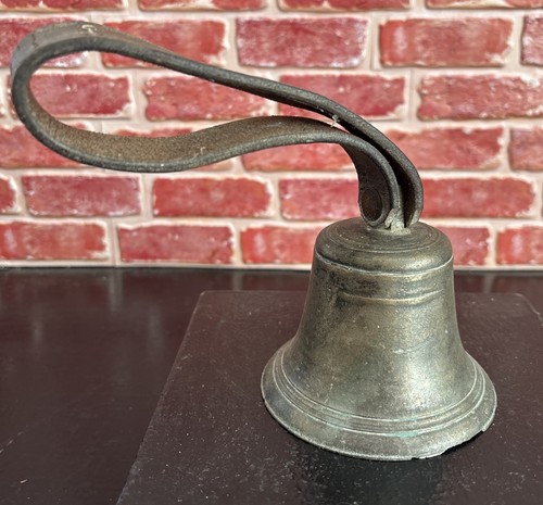 Antique bronze hand - bronze, with