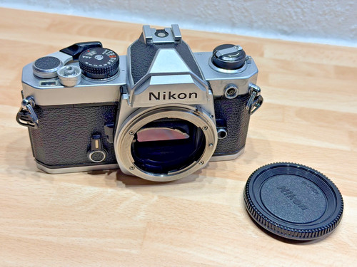 Nikon chrome camera body - chrome,