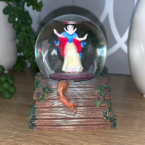 Official disney store snow - official,