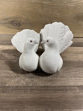 Lladro Kissing Doves LOVE