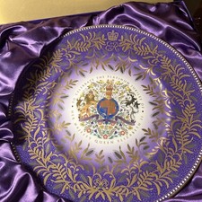 PLATINUM JUBILEE Queen