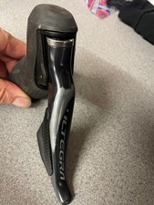 Shimano Ultegra Di2 ST-R8070