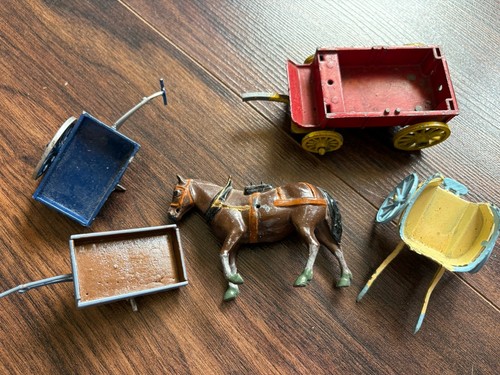Metal toy horse - metal, carriage