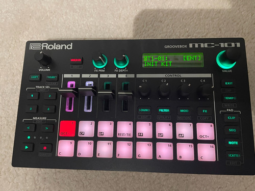 Roland 101 groovebox - roland, mc-101