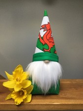 Welsh Dragon Flag Gnome