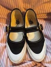 Boxed Kids girls VANS black