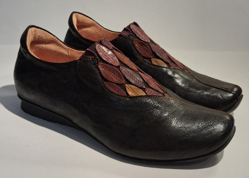Think womens shoes - womens, dark
