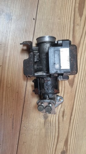 Honda fes wing 125 throttle - fes,