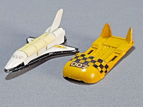 Vintage corgi toys 007 - bond,