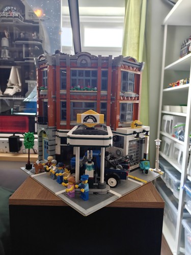 Lego corner garage 10264 - corner, 10264,