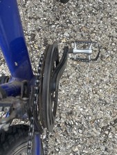 Apollo  Encounter hybrid road bike 21 Inch Frame 700cc wheel