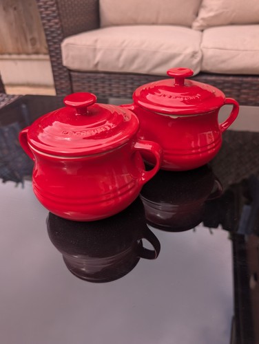 Pair creuset soup - of,