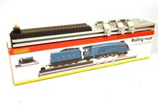 Hornby R8211 OO Gauge Rolling