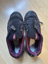 Salomon Purple & Black Synapse Low CS Waterproof Walking Shoes Womens Size 4.5