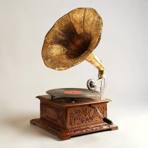 Antique gramophone fully - gramophone,,