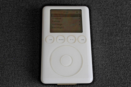 Apple ipod 3rd - ipod,
