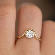 Solitaire 1CT Round Cut White