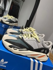 Adidas Yeezy Boost 700 Wave