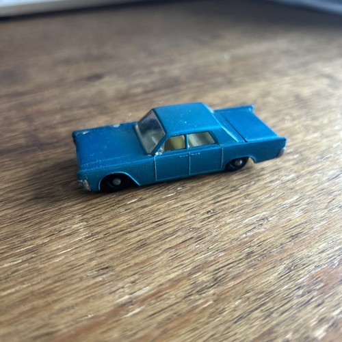Lesney lincoln continental - lesney,