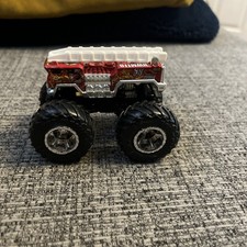 Hot wheels monster - 1:64,