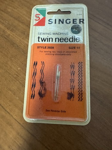 Vtg singer machine - singer, twin