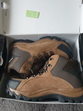 Donnay Walking Boots Waterproof New & Boxed Size 6.5 RRP £79.99