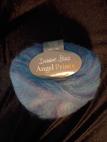 Full skein baby mohair dam - skein,
